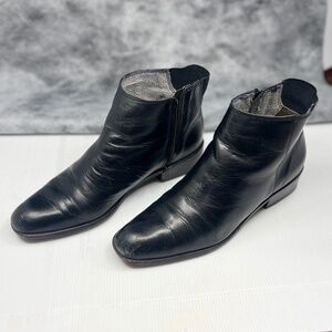 Unisa Side Zip Boots 7.5 M